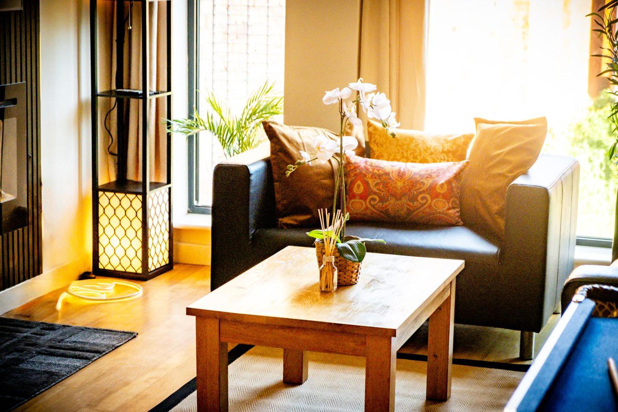 Apartment Thai - Free Parking - Pool Table - Nexflix - Centre *