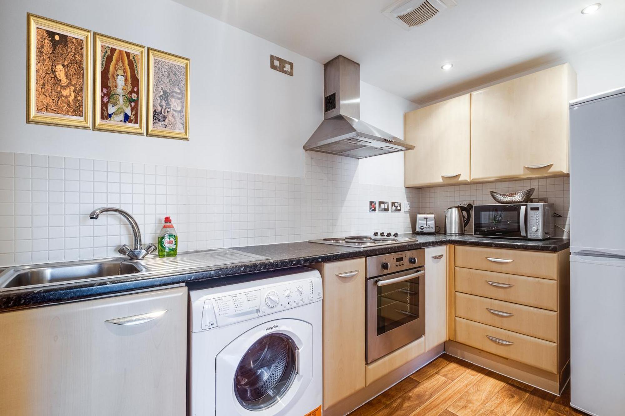 Apartment Thai - Free Parking - Pool Table - Nexflix - Centre *