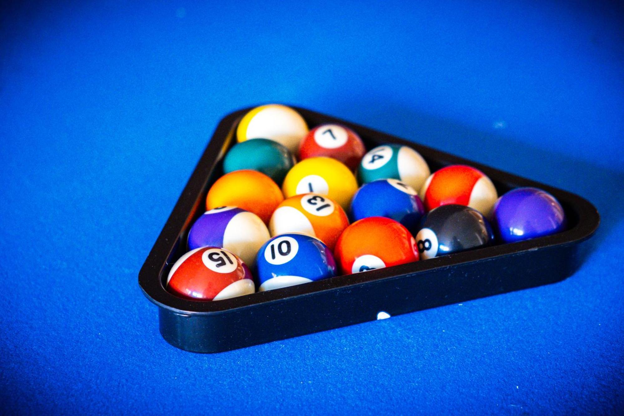 Thai - Free Parking - Pool Table - Nexflix - Centre * Birmingham